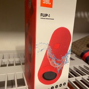 JBL flip 4 speakers